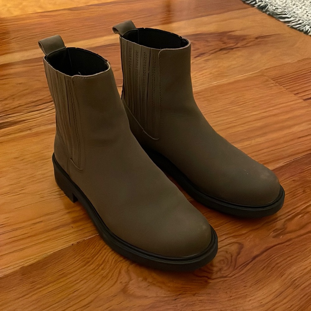 Clarks Orinoco Boot size 5.5